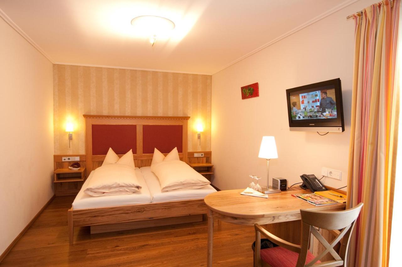 Hotel & Gasthof Loewen Ulm Eksteriør billede