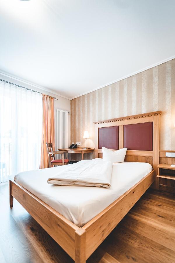 Hotel & Gasthof Loewen Ulm Eksteriør billede