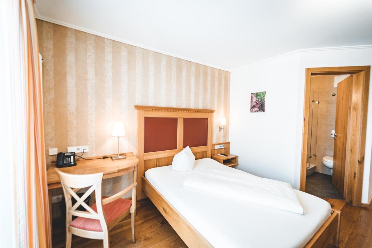 Hotel & Gasthof Loewen Ulm Eksteriør billede