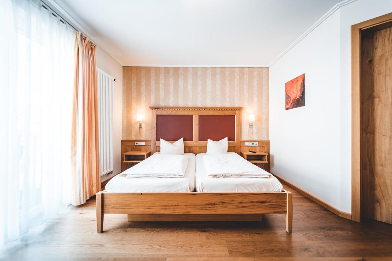 Hotel & Gasthof Loewen Ulm Eksteriør billede