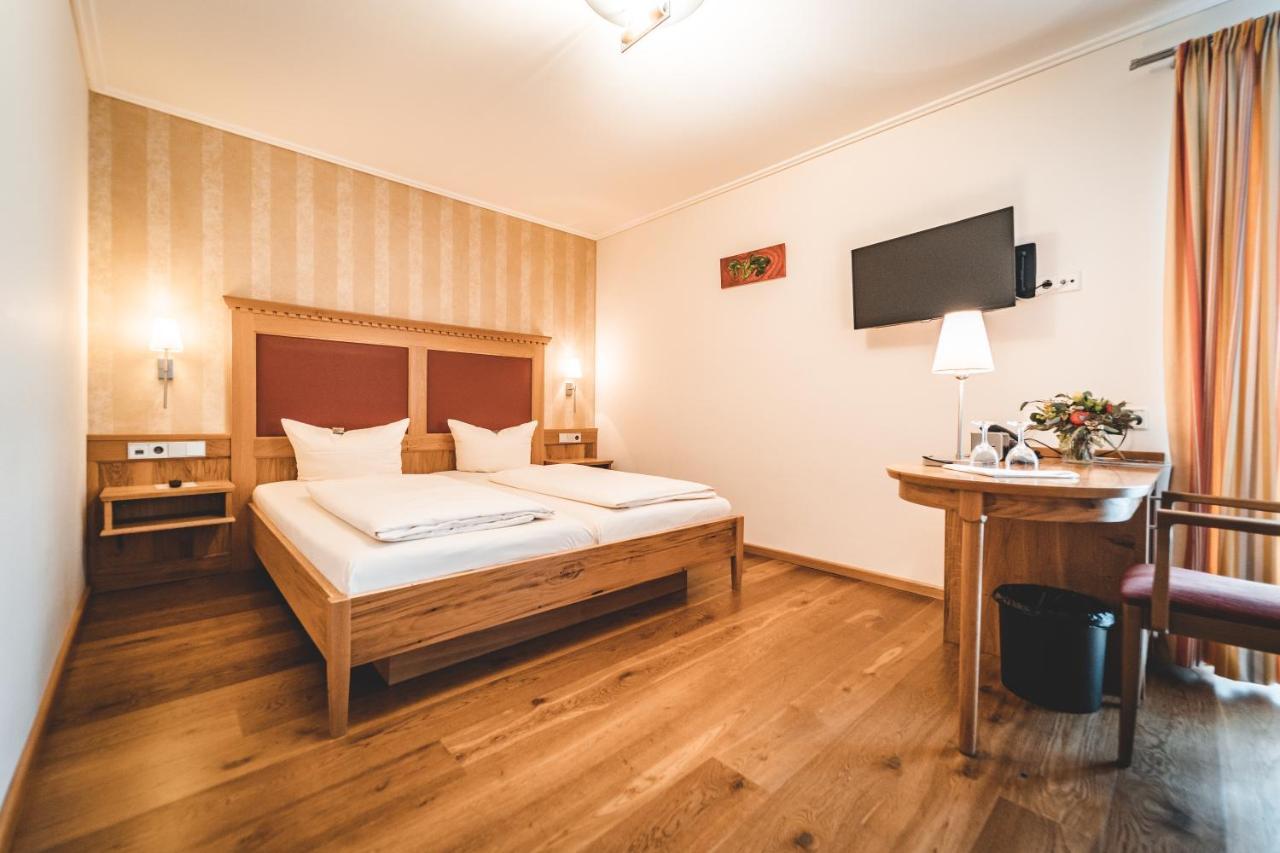 Hotel & Gasthof Loewen Ulm Eksteriør billede
